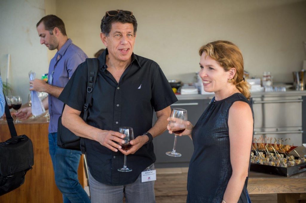 Morris Revah - Pic_092