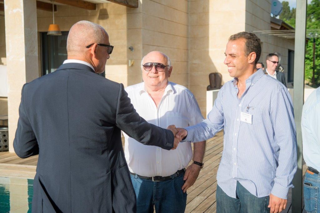 Morris Revah - Pic_111