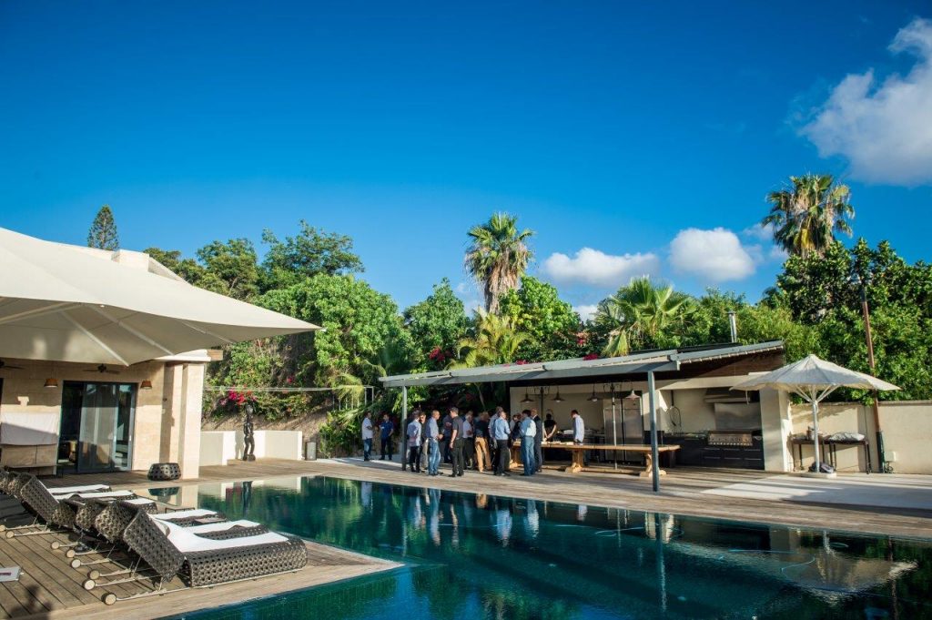 Morris Revah - Pic_163