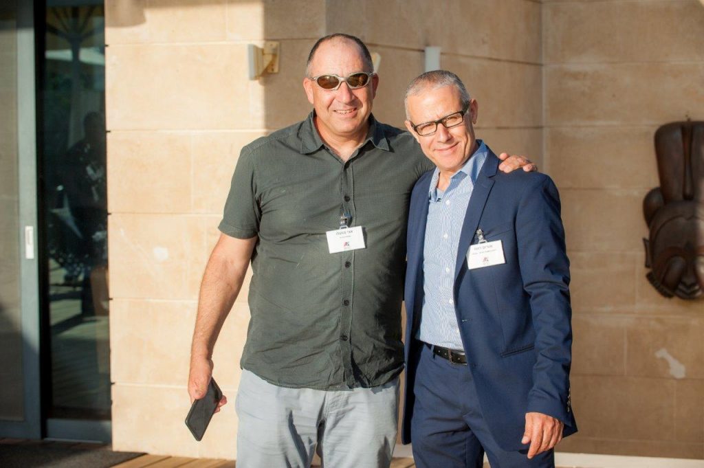 Morris Revah - Pic_176