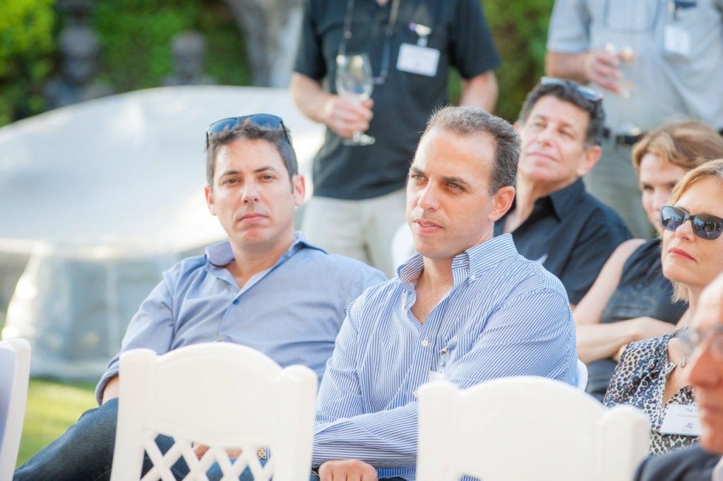 Morris Revah - Pic_203