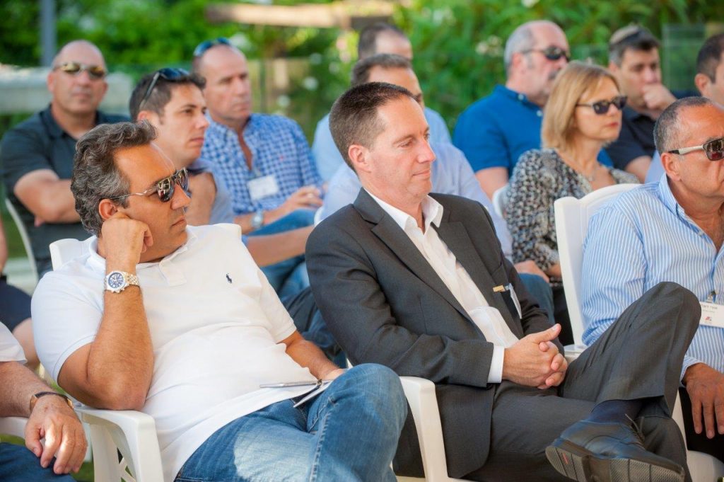 Morris Revah - Pic_212