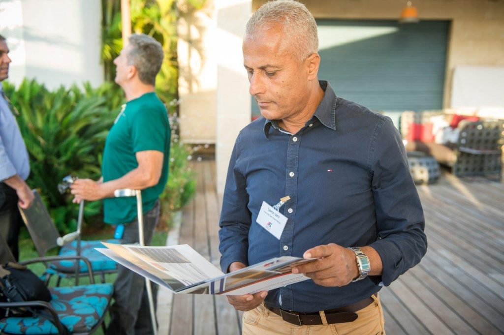 Morris Revah - Pic_247