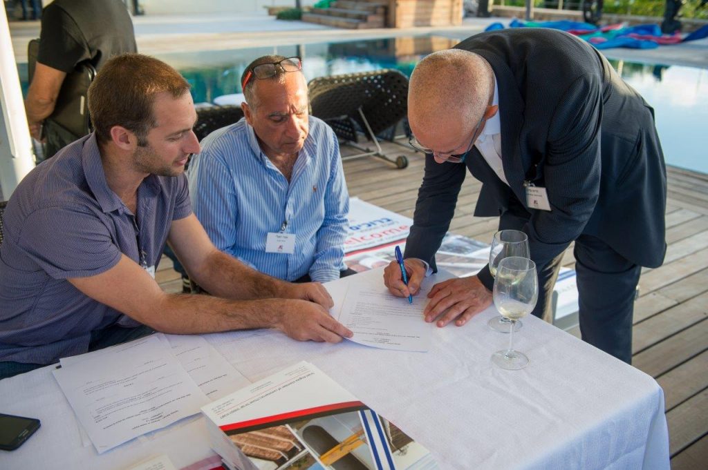 Morris Revah - Pic_249