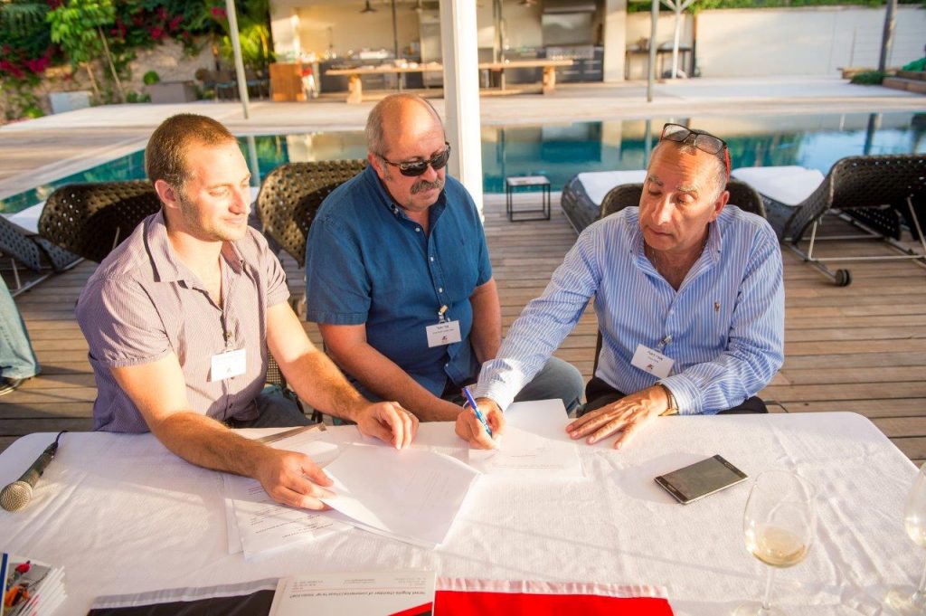 Morris Revah - Pic_258